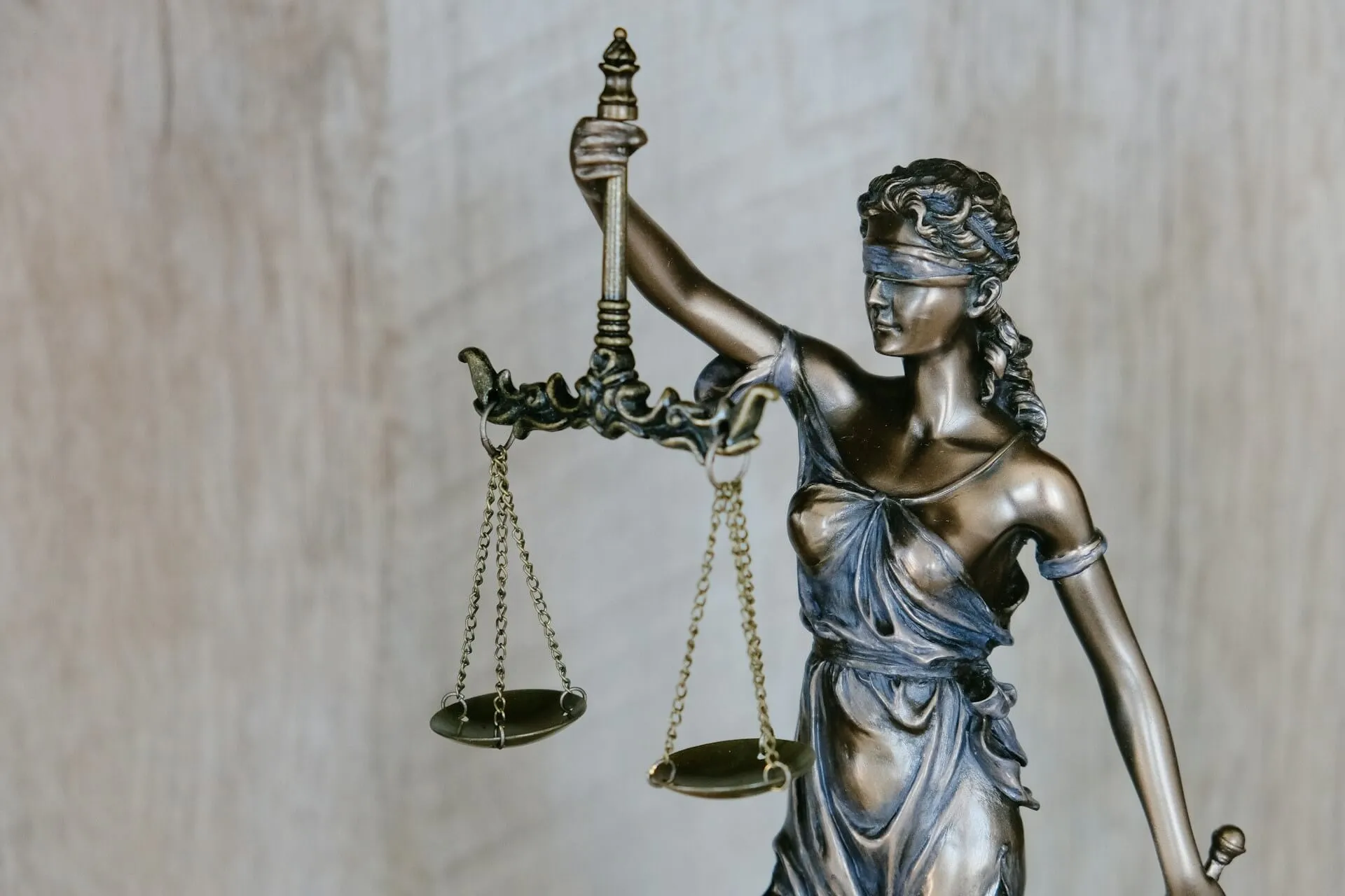 advogado especialista em Direito Civil e Processual Civil